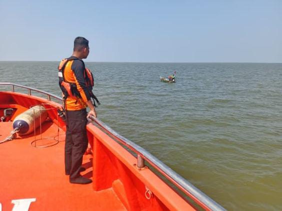 Kapal PMI Tenggelam di Perairan Pulau Rupat, Tiga Orang Masih Dalam Pencarian