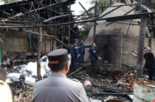 Polisi Amankan Nahkoda Kapal dan pemilik Dapur Arang Di Rupat Bengkalis