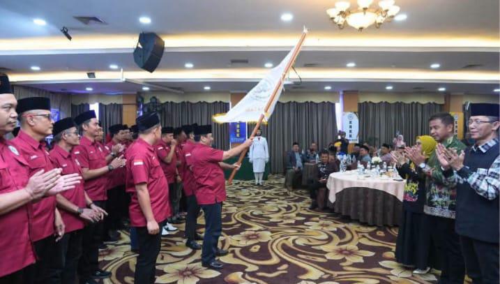 Bupati Kampar Lantik Pengurus (KBKK) Kota Batam Masa Bakti 2026–2031